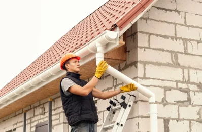 Pose et remplacement de gouttières à Saint-Pierre-Saint-Jean